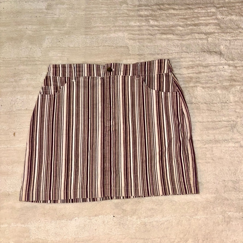 Striped f21 corduroy mini skirt